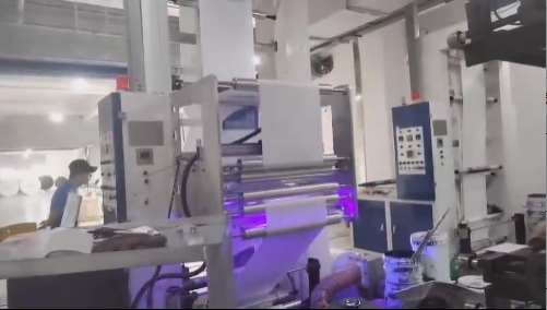 編織袋產(chǎn)線柔印機(jī)加裝UV噴碼